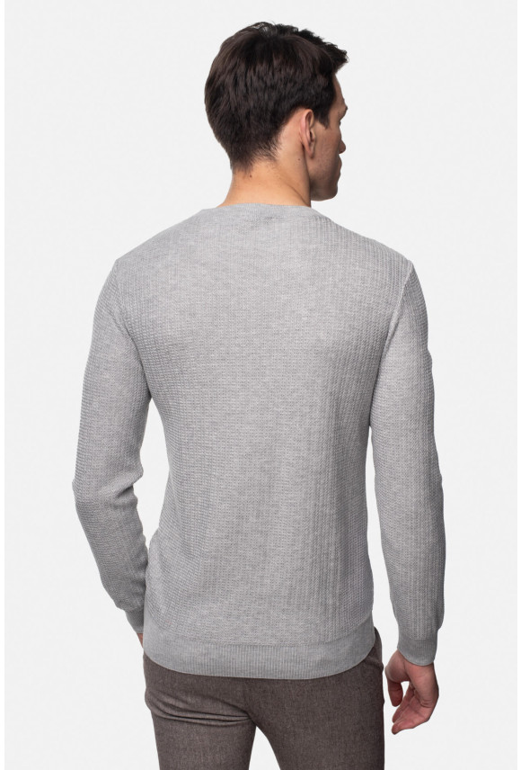 SWETER SATRAL Z OKRĄGŁYM DEKOLTEM SZARY Z WISKOZY