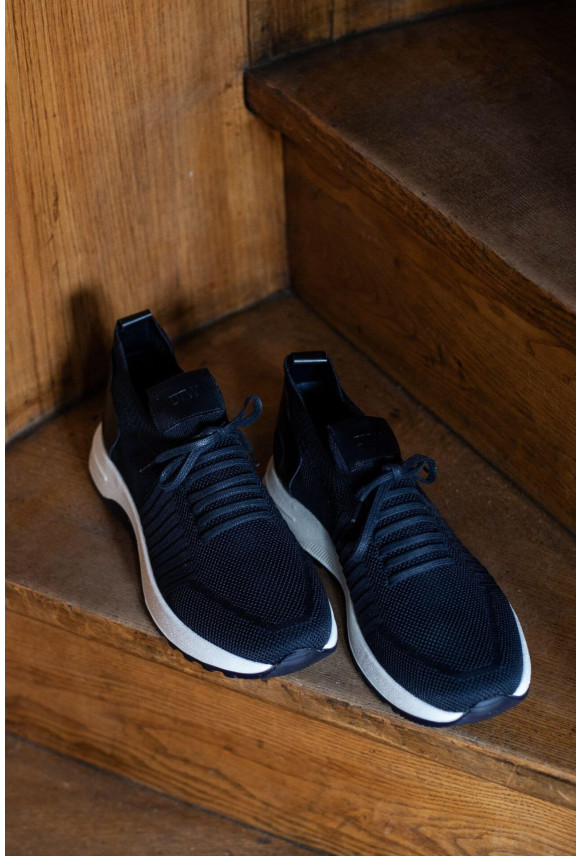 OBUWIE SNEAKERSY M1645 GRANATOWE ZE SKÓRY NATURALNEJ OBUWIE SNEAKERSY M1645 GRANATOWE ZE SKÓRY NATURALNEJ