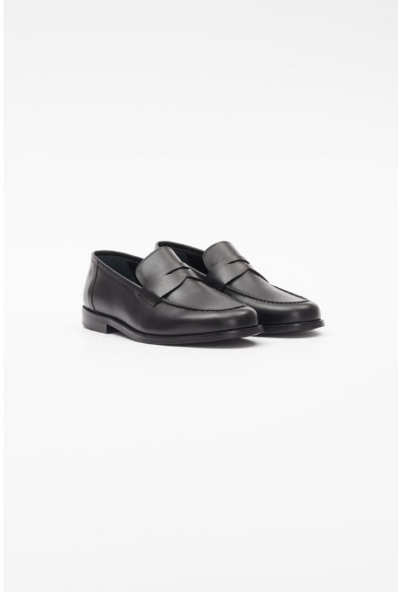 OBUWIE LOAFERSY M1650 CZARNE ZE SKÓRY NATURALNEJ