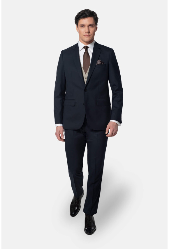 GARNITUR WINOLIA 325 GRANATOWY SLIM FIT JEDNORZĘDOWY Z WEŁNĄ GARNITUR WINOLIA 325 GRANATOWY SLIM FIT JEDNORZĘDOWY Z WEŁNĄ