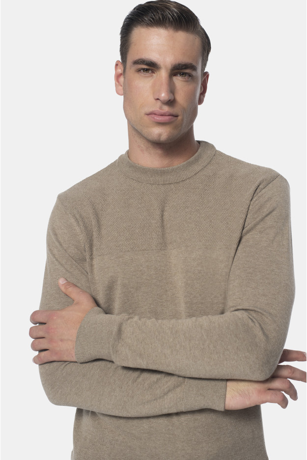 SWETER COMO Z OKRĄGŁYM DEKOLTEM BEŻOWY Z BAWEŁNĄ SWETER COMO Z OKRĄGŁYM DEKOLTEM BEŻOWY Z BAWEŁNĄ