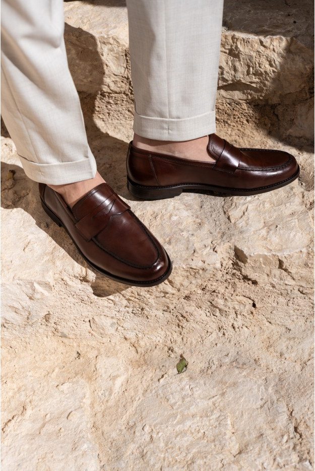 OBUWIE LOAFERSY M1650 BRĄZOWE ZE SKÓRY NATURALNEJ OBUWIE LOAFERSY M1650 BRĄZOWE ZE SKÓRY NATURALNEJ