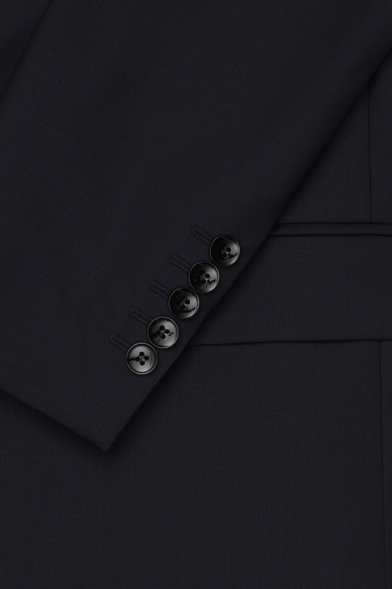 GARNITUR WINOLIA 325 GRANATOWY SLIM FIT JEDNORZĘDOWY Z WEŁNĄ