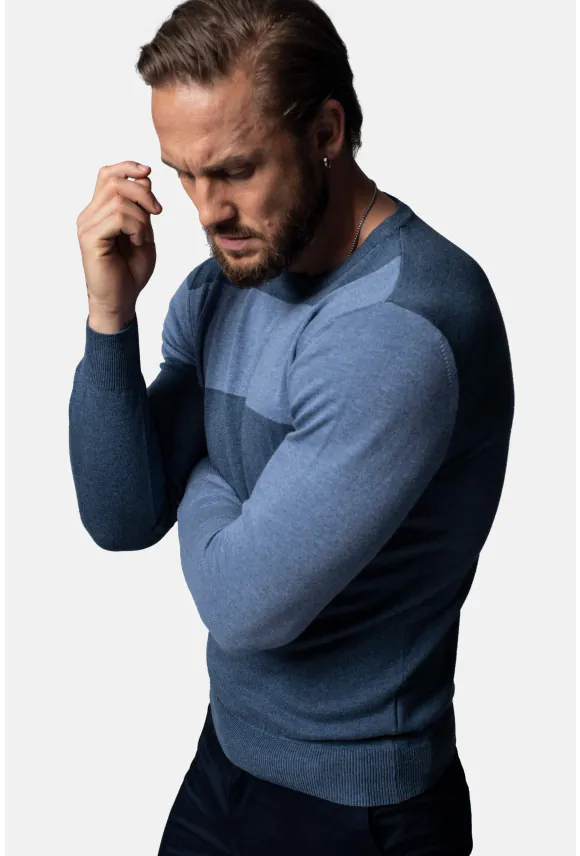 SWETER BOEL Z OKRĄGŁYM DEKOLTEM NIEBIESKI