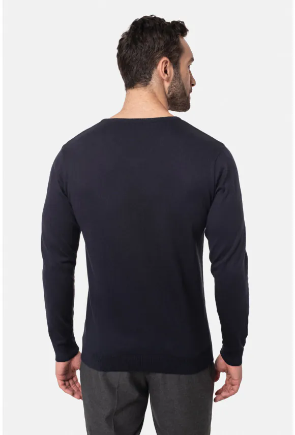 SWETER VARLIN Z DEKOLTEM TYPU SEREK GRANATOWY