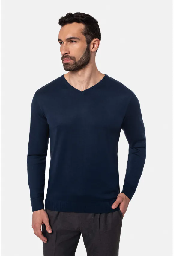 SWETER VARLIN Z DEKOLTEM TYPU SEREK NIEBIESKI