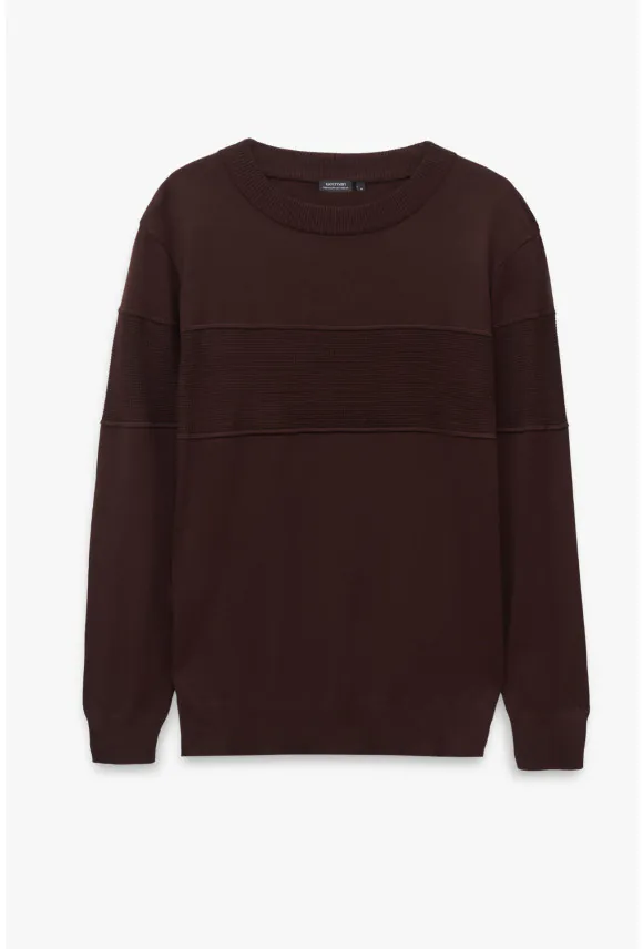 SWETER SOMMERI Z OKRĄGŁYM DEKOLTEM BRĄZOWY