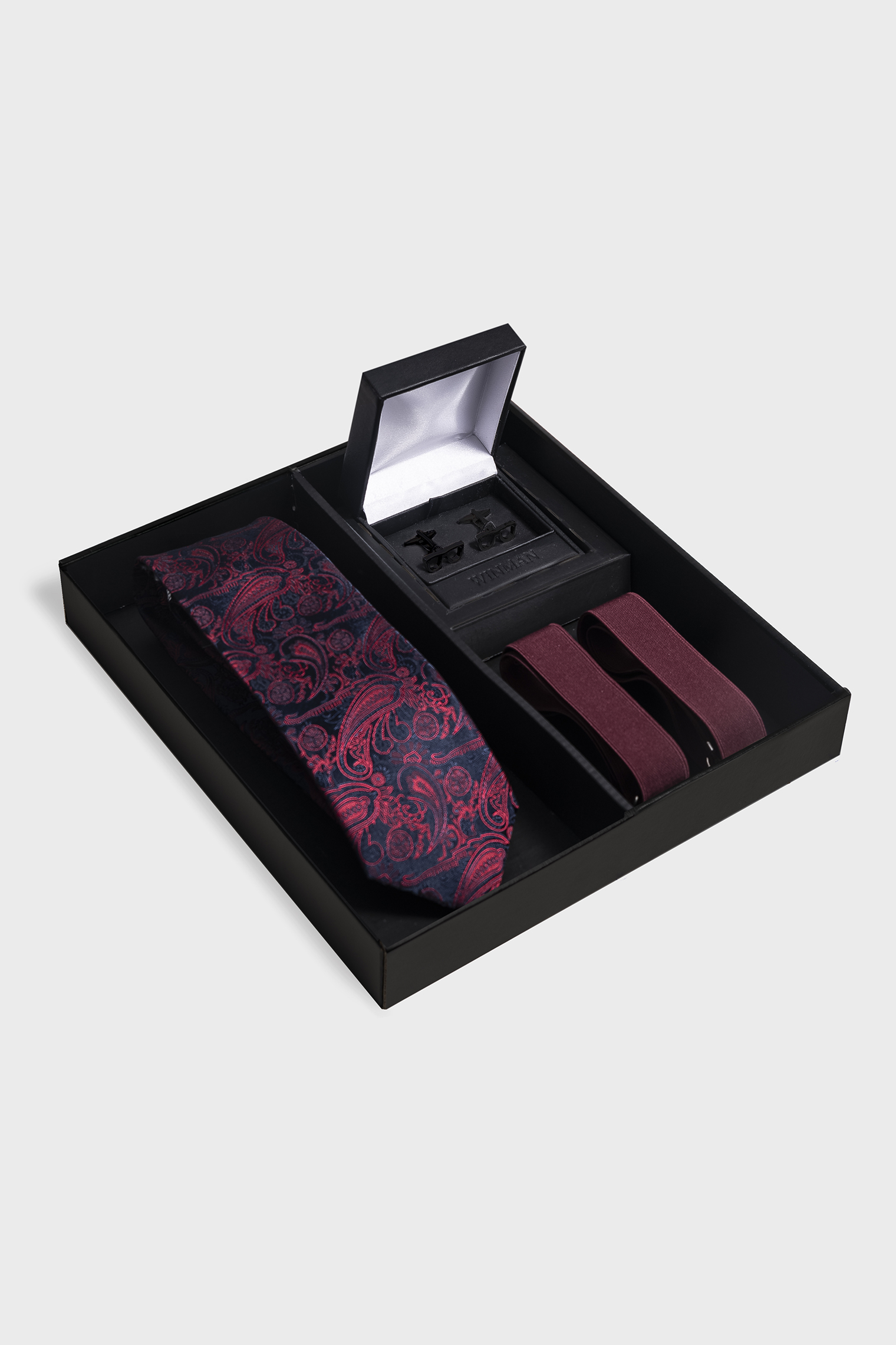 Zestaw prezentowy na imieniny dla mężczyzny – wariant z krawatem